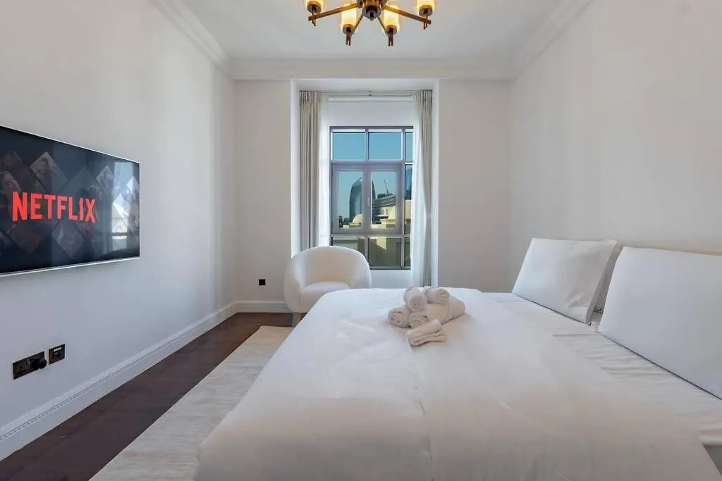 Full Burj Khalifa Views 1Bdr With Private Hot Tub Apartment Dubai
